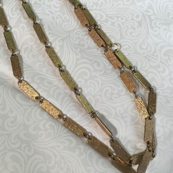 Hammered Textured Brasstone Link Necklace - Picture 4 of 6